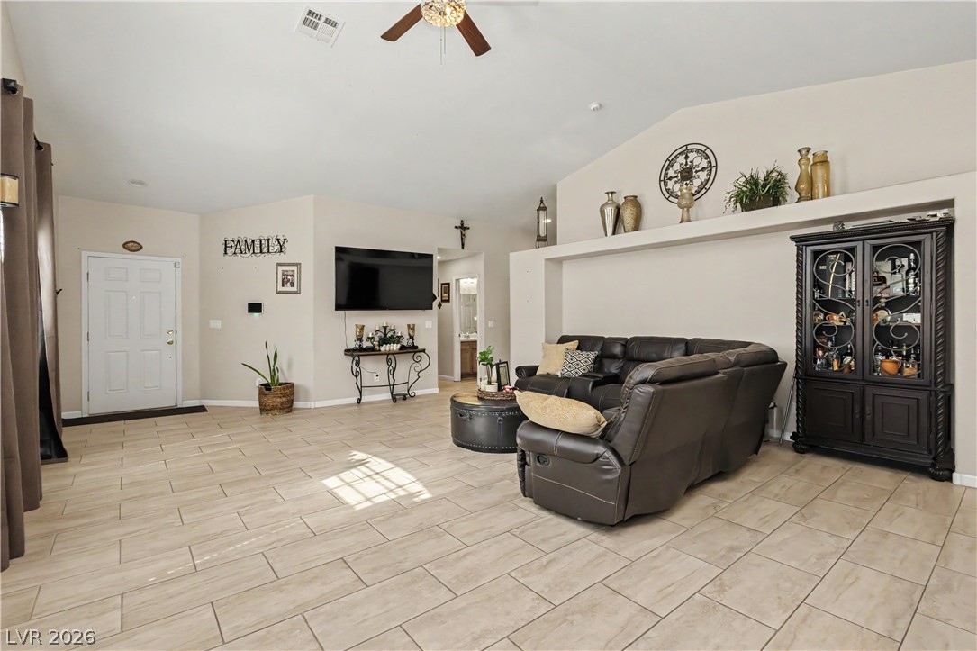 717 Bright Lights Avenue Property Photo 15
