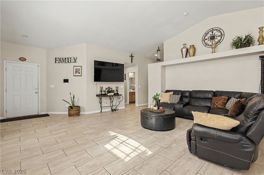 717 Bright Lights Avenue Property Photo 17