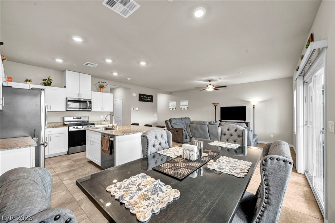 10971 Bristol Park Avenue Property Photo 10