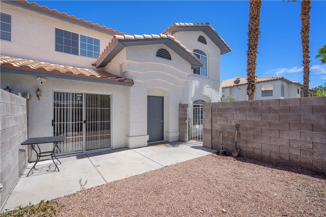 8216 Diamond Star Court Property Photo 4