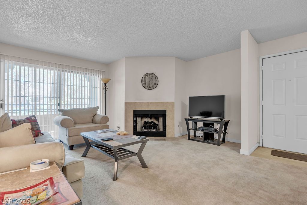 2200 South Fort Apache Road 1192 Property Photo 7