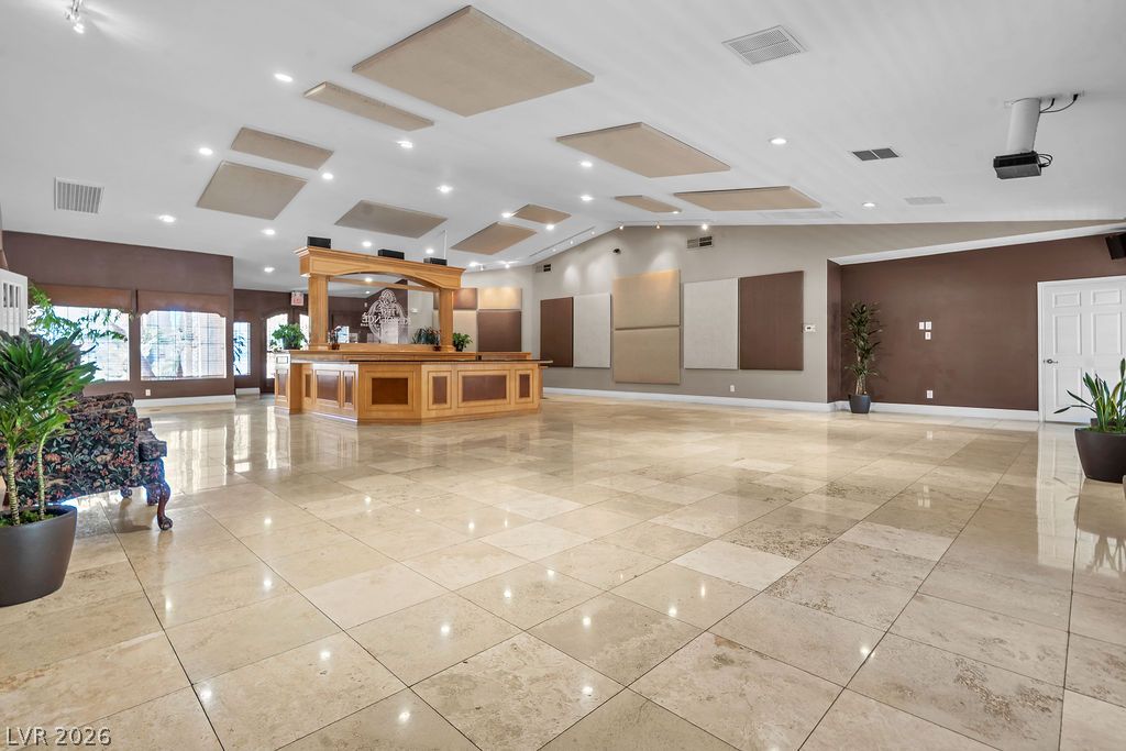 2200 South Fort Apache Road 1192 Property Photo 22