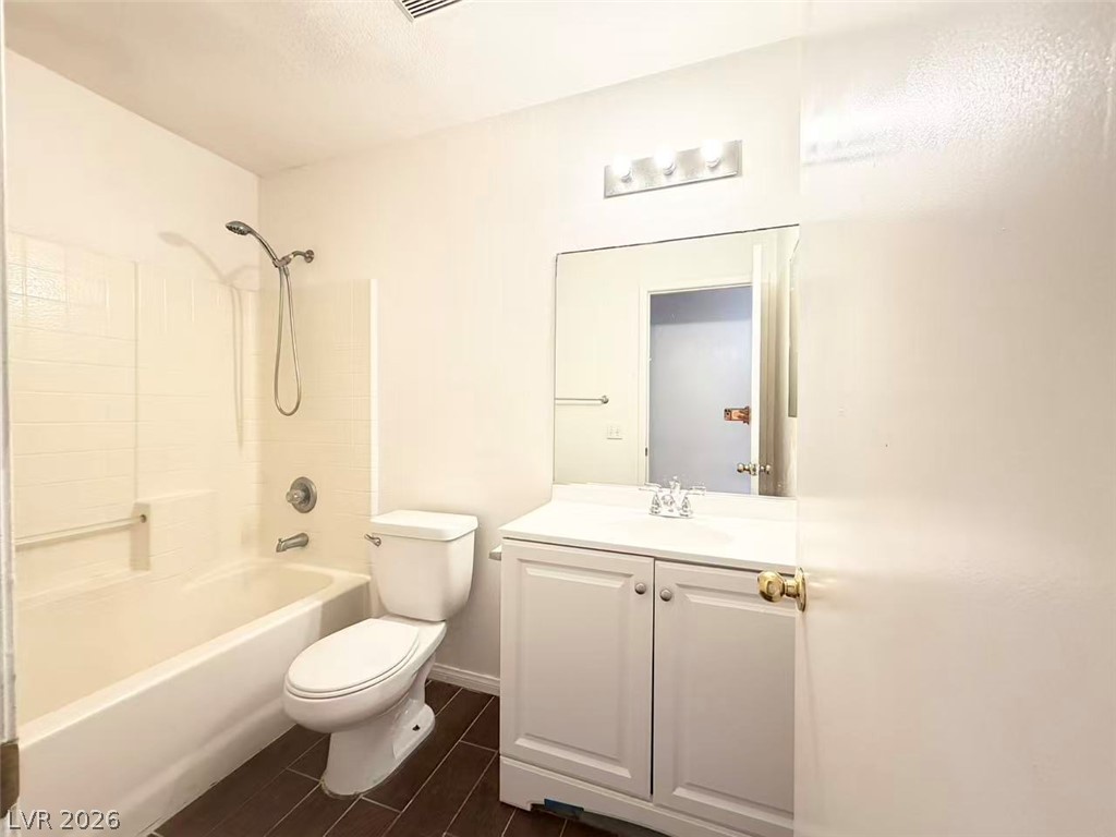 2732 Echo Springs Street Property Photo 15