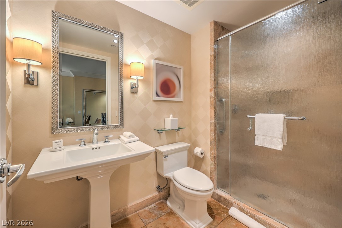 2000 Fashion Show Drive 3626 Property Photo 14