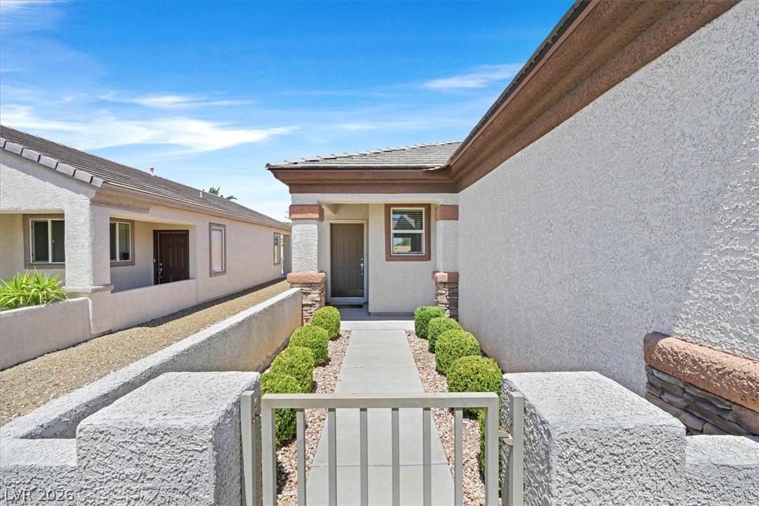 2474 Evening Twilight Avenue Property Photo 3