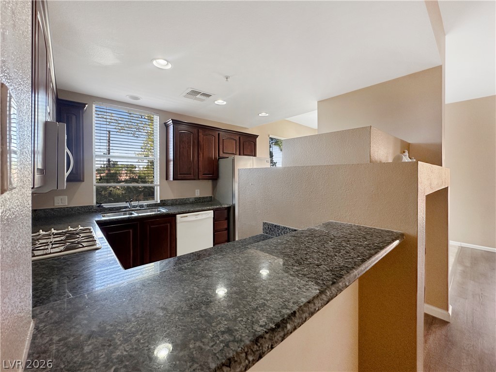 19 East Agate Avenue 305 Property Photo 8