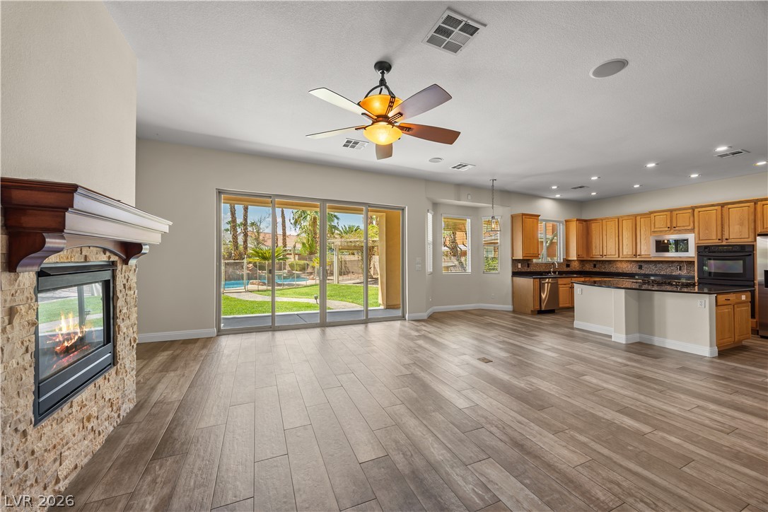 7744 Villa Andrade Avenue Property Photo 4