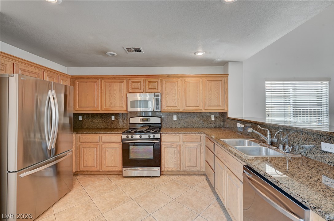 9985 Big Bow Springs Court Property Photo 8