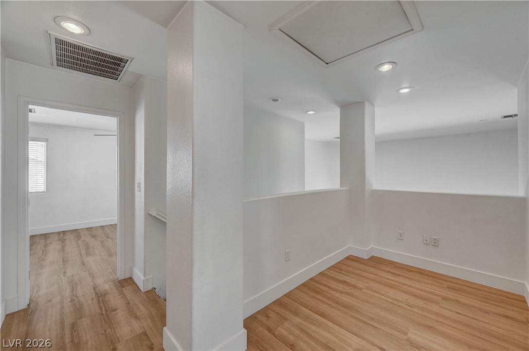 9985 Big Bow Springs Court Property Photo 18