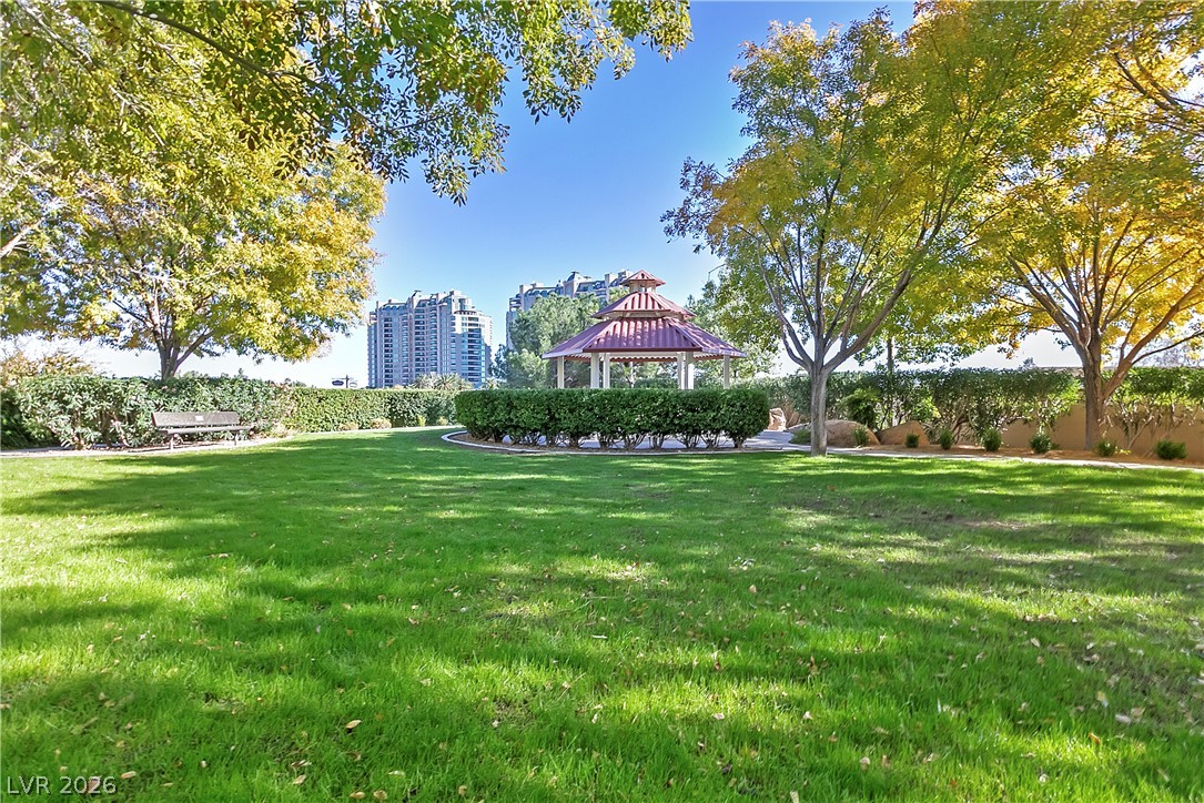 9180 Worsley Park Place Property Photo 11