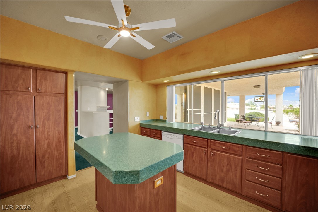 1020 Geranium Drive Property Photo 15