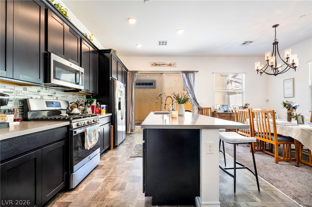 783 Charming Holly Street Property Photo 10