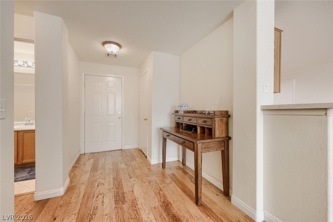 2325 Windmill Parkway 512 Property Photo 6