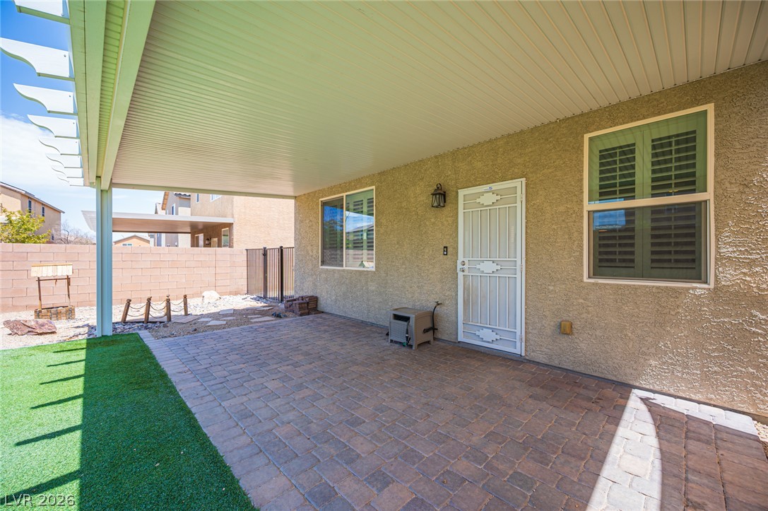 1069 Water Cove Street Property Photo 11