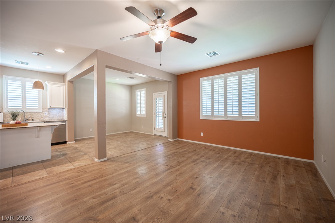 1069 Water Cove Street Property Photo 17