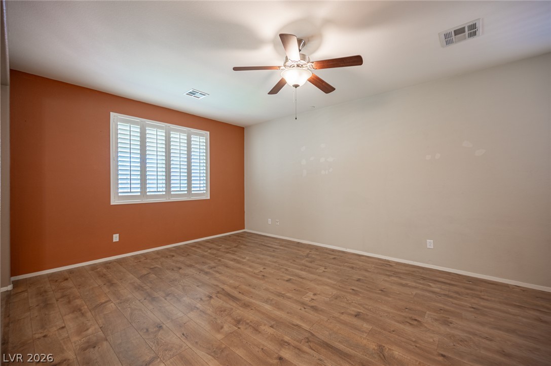 1069 Water Cove Street Property Photo 18