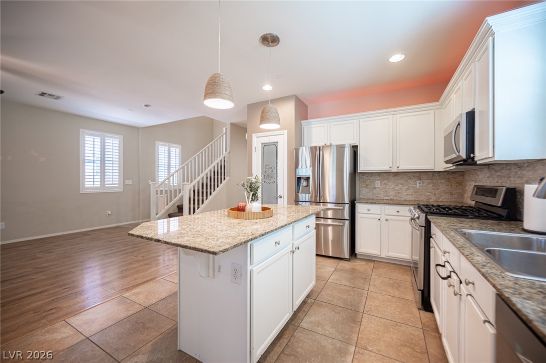 1069 Water Cove Street Property Photo 23