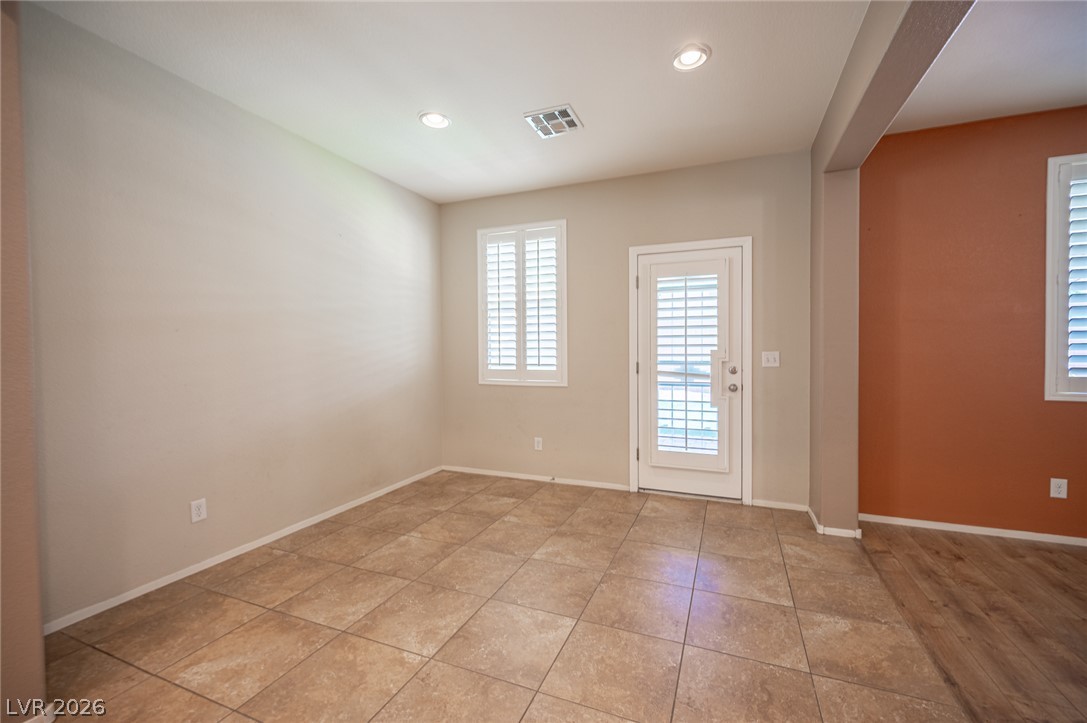 1069 Water Cove Street Property Photo 28
