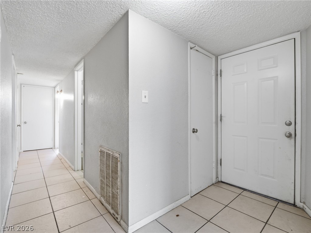 1810 Renada Circle Property Photo 9