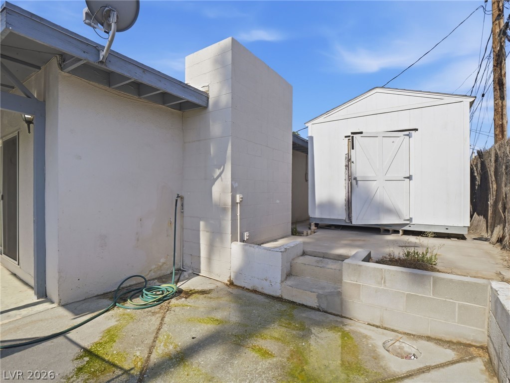 1810 Renada Circle Property Photo 27
