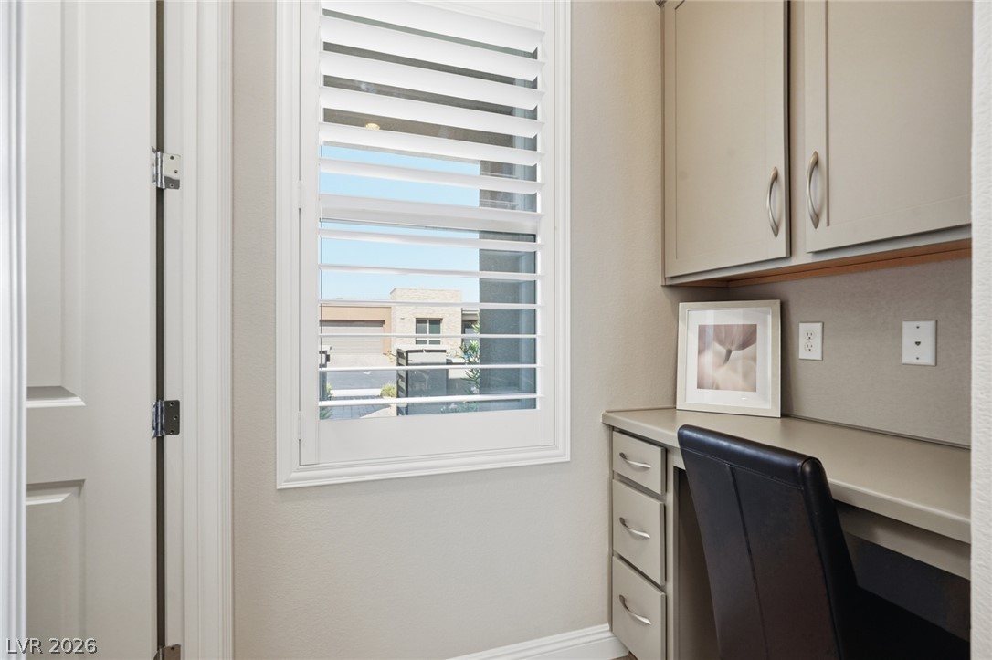 6783 Regency Valley Street Property Photo 13