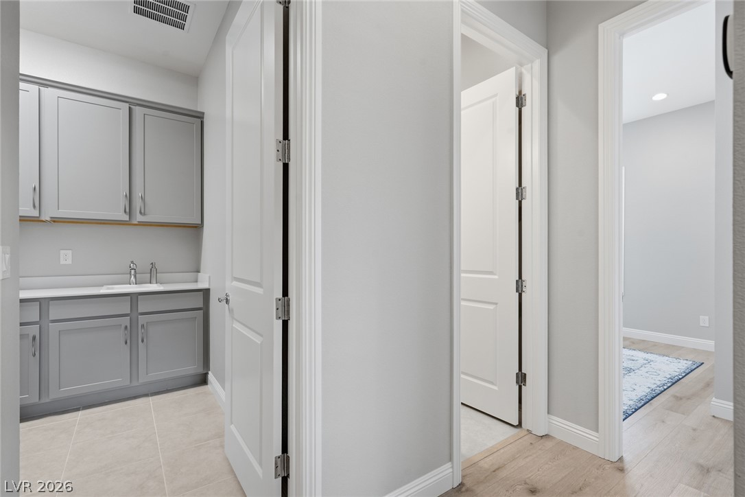 6783 Regency Valley Street Property Photo 25