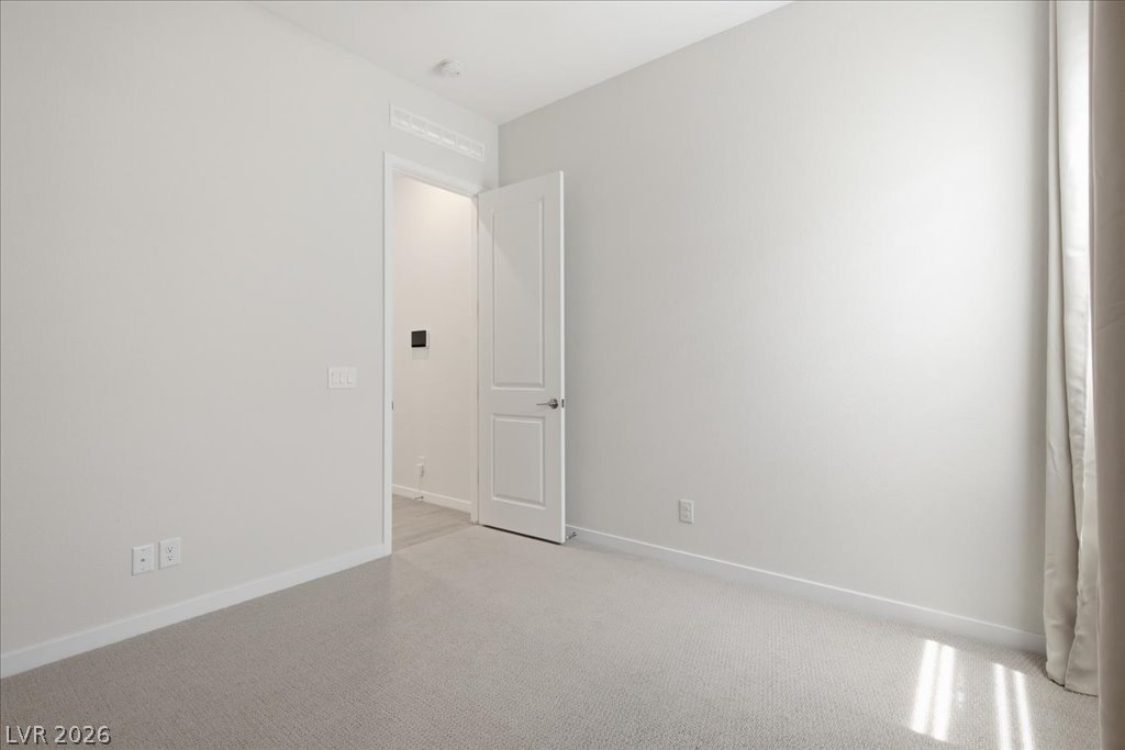 847 Eaton Falls Street Property Photo 32