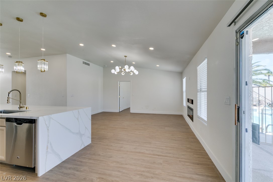 7824 Villa Finestra Drive Property Photo 25