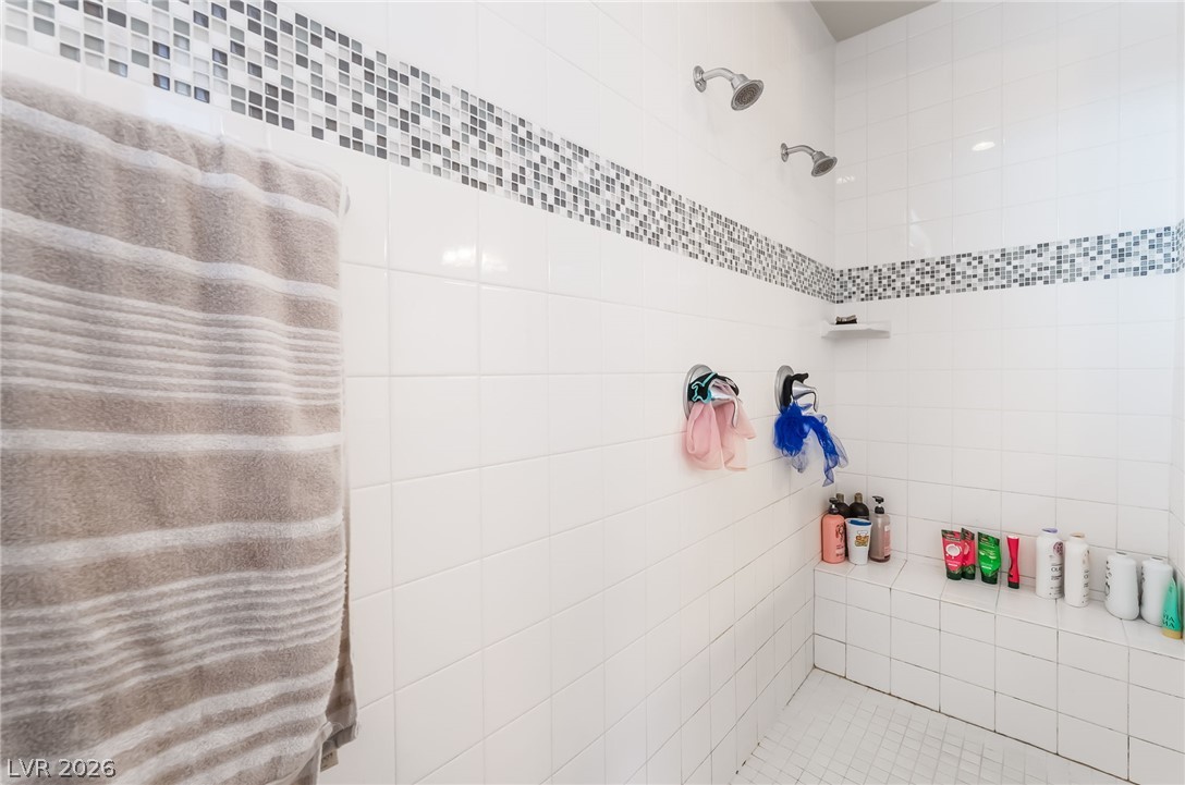 1104 Strada Cristallo Property Photo 24
