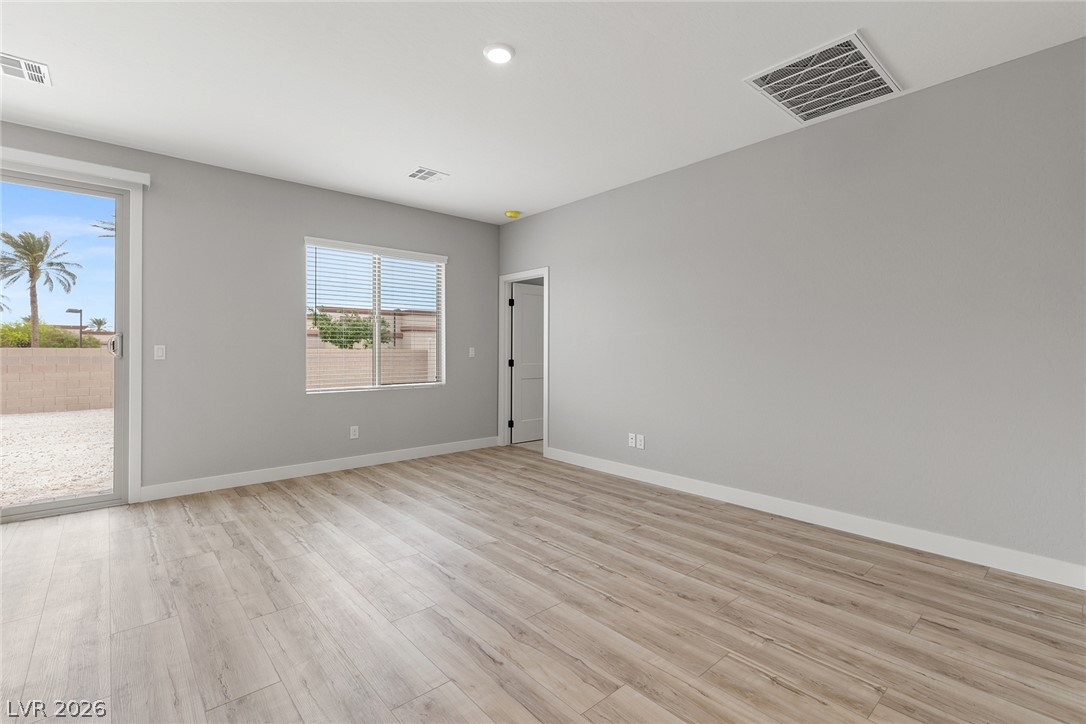 3236 Basin Desert Street Property Photo 2