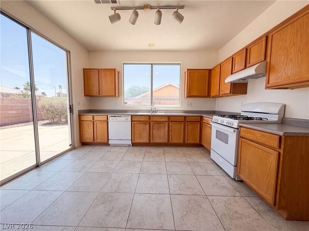 521 Quail Bird Place Property Photo 2