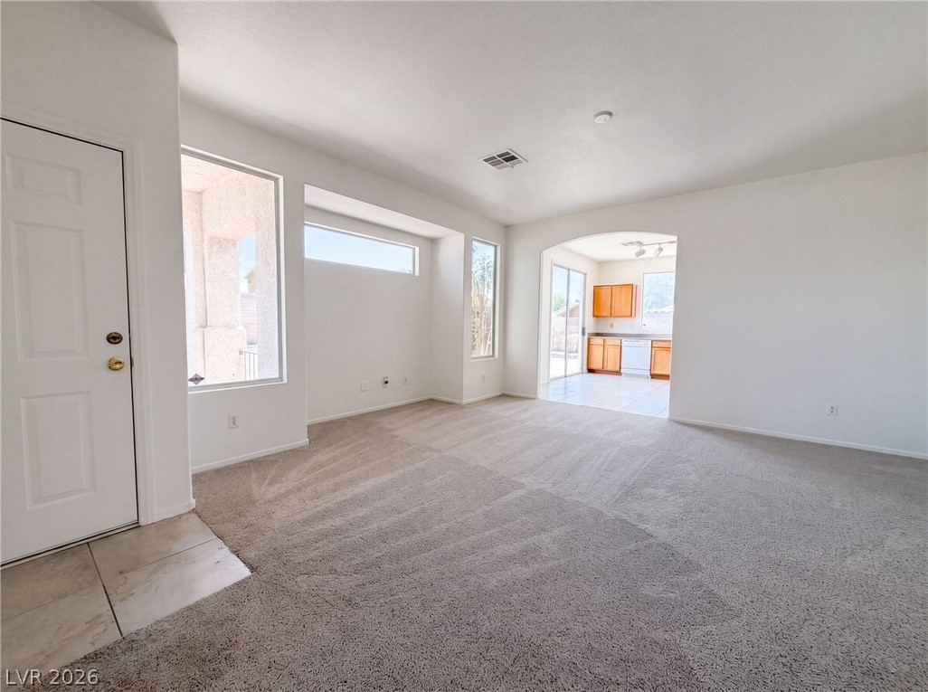 521 Quail Bird Place Property Photo 6