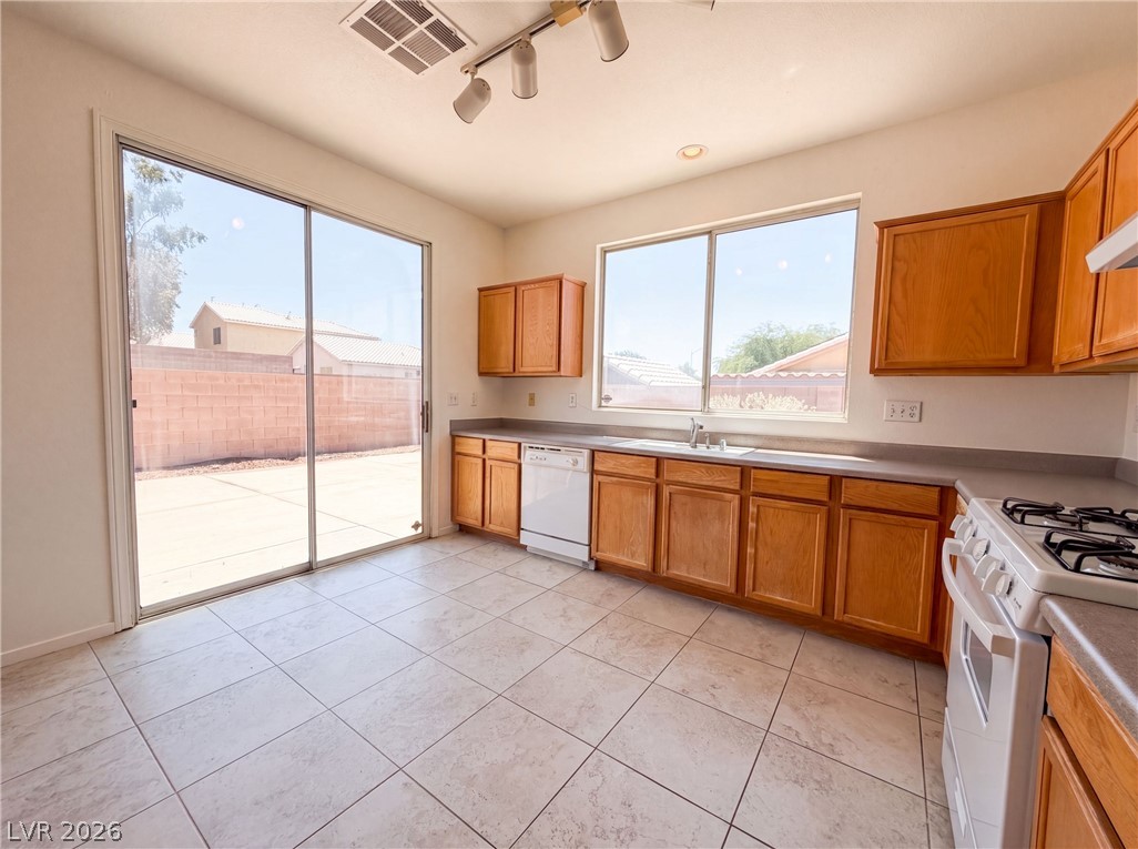 521 Quail Bird Place Property Photo 12