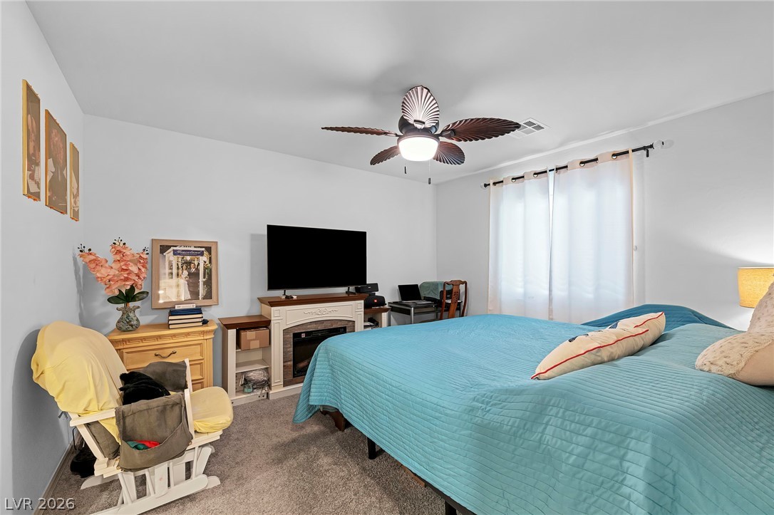 4215 Gold Desert Street Property Photo 11
