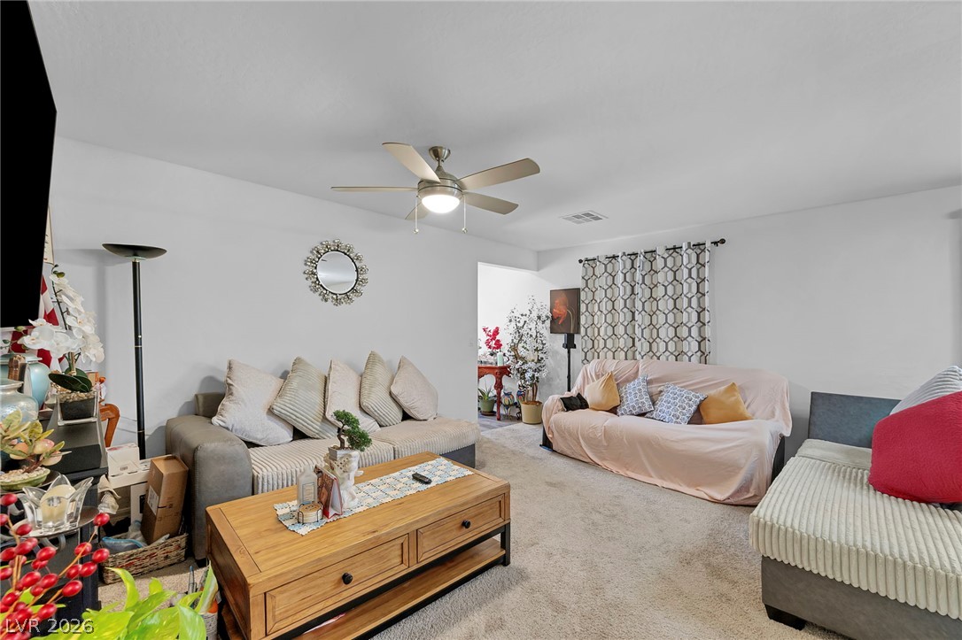 4215 Gold Desert Street Property Photo 18