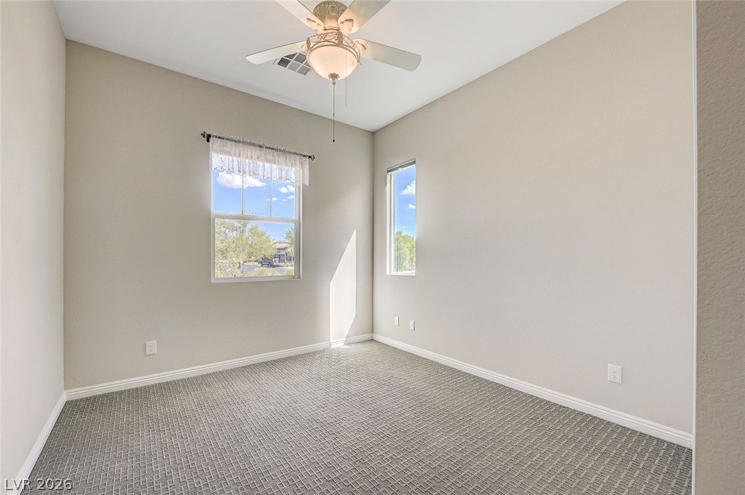 1167 North Water Street Property Photo 3