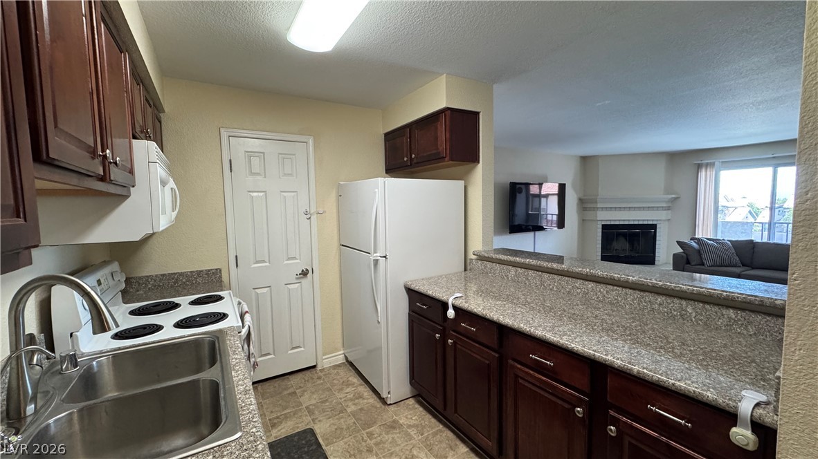 2606 South Durango Drive 243 Property Photo 11