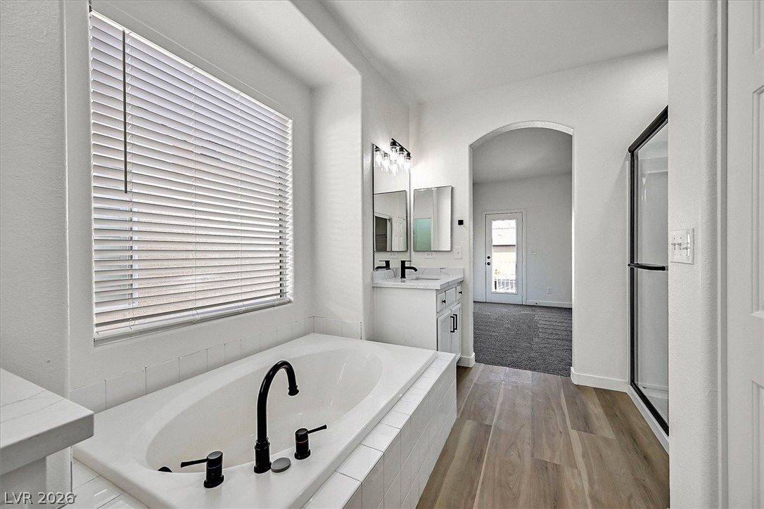 709 East La Madre Way Property Photo 16