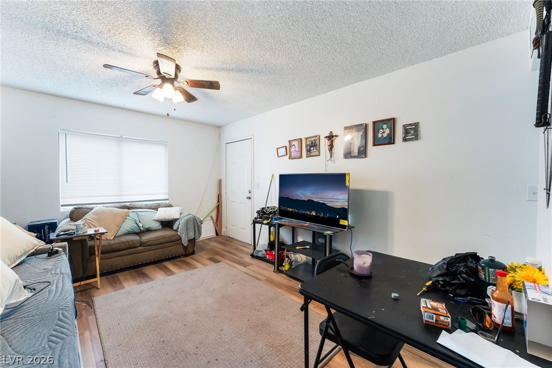 828 Sagman Street Property Photo 40