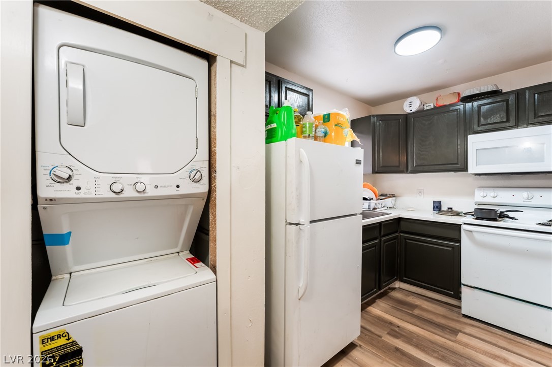 828 Sagman Street Property Photo 49