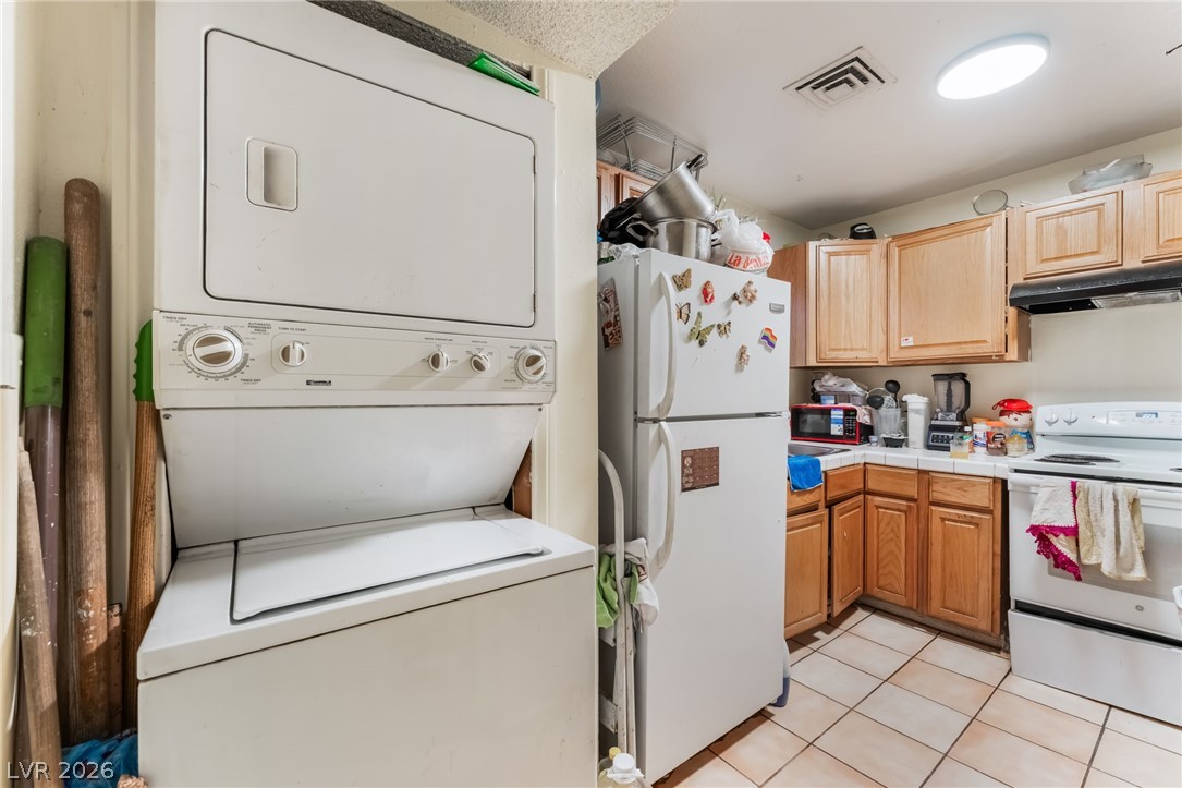 828 Sagman Street Property Photo 62