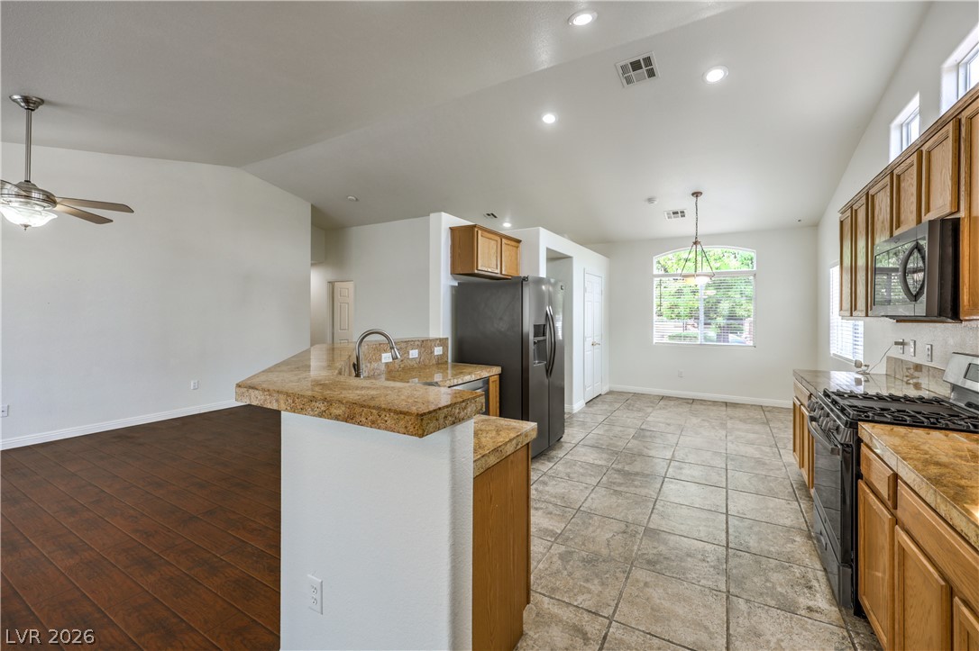 7923 Villa Salsa Avenue Property Photo 10