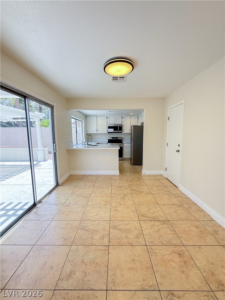1497 Flintrock Road Property Photo 11