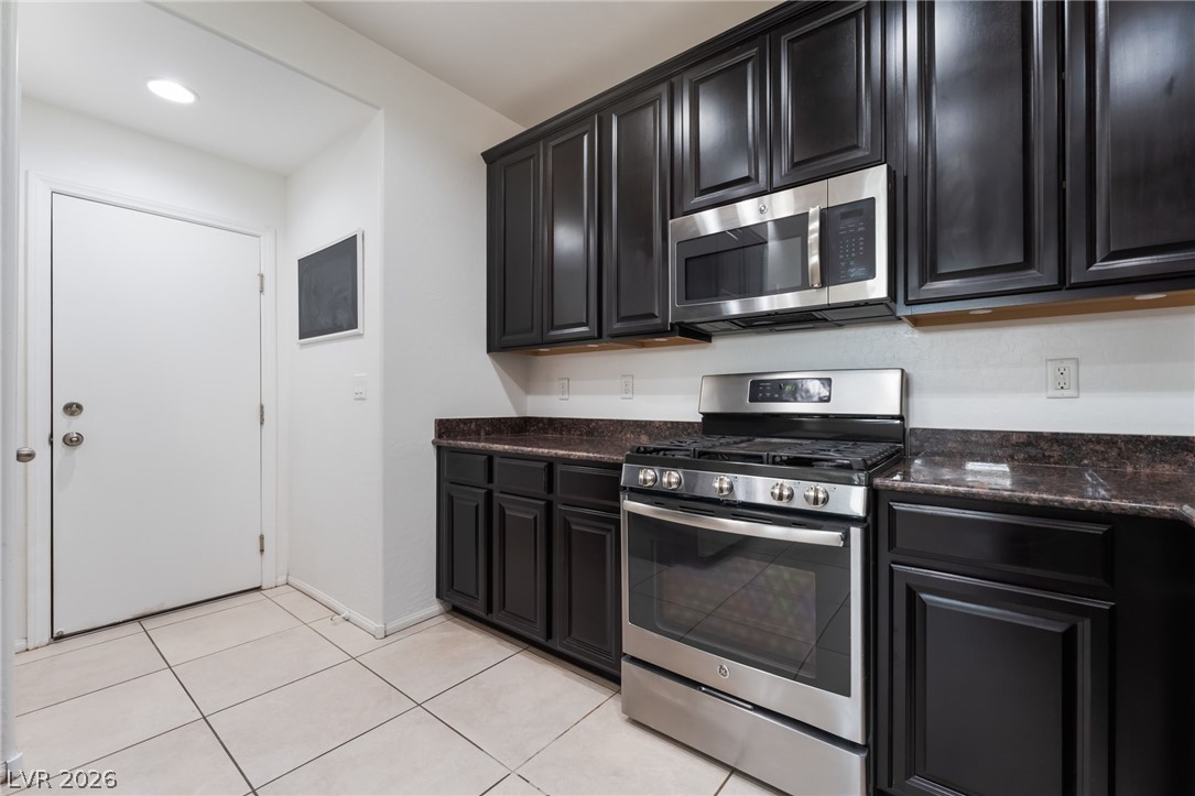 9353 Pink Stargazer Avenue Property Photo 10