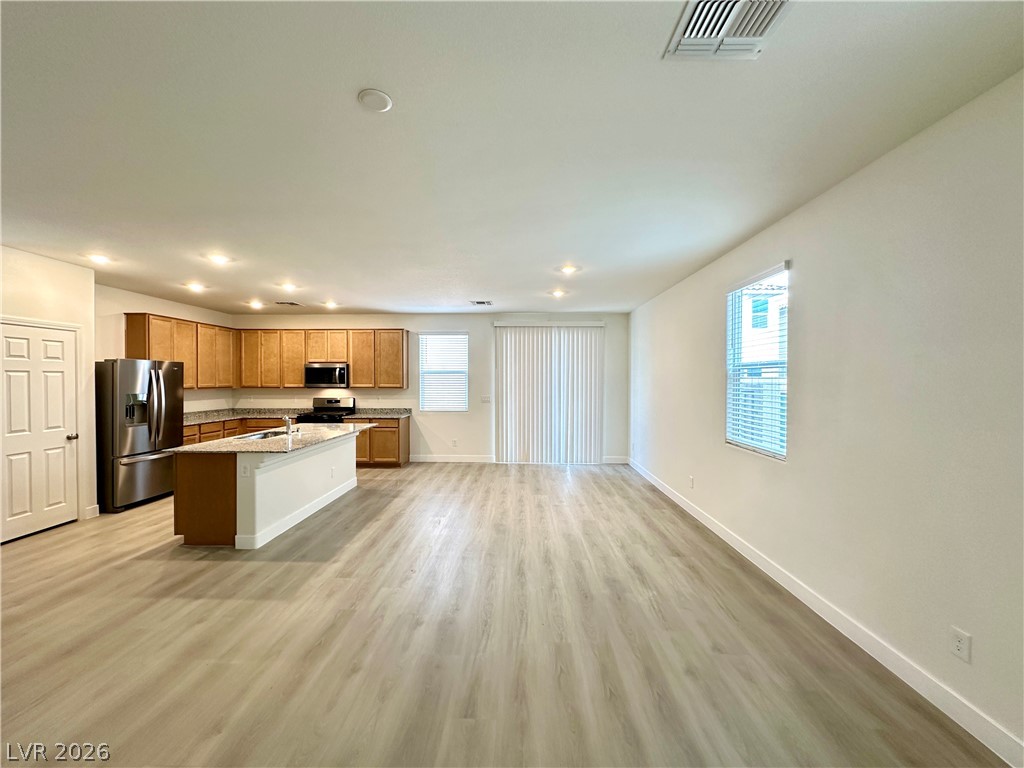 4090 Juniper Pear Avenue Property Photo 4