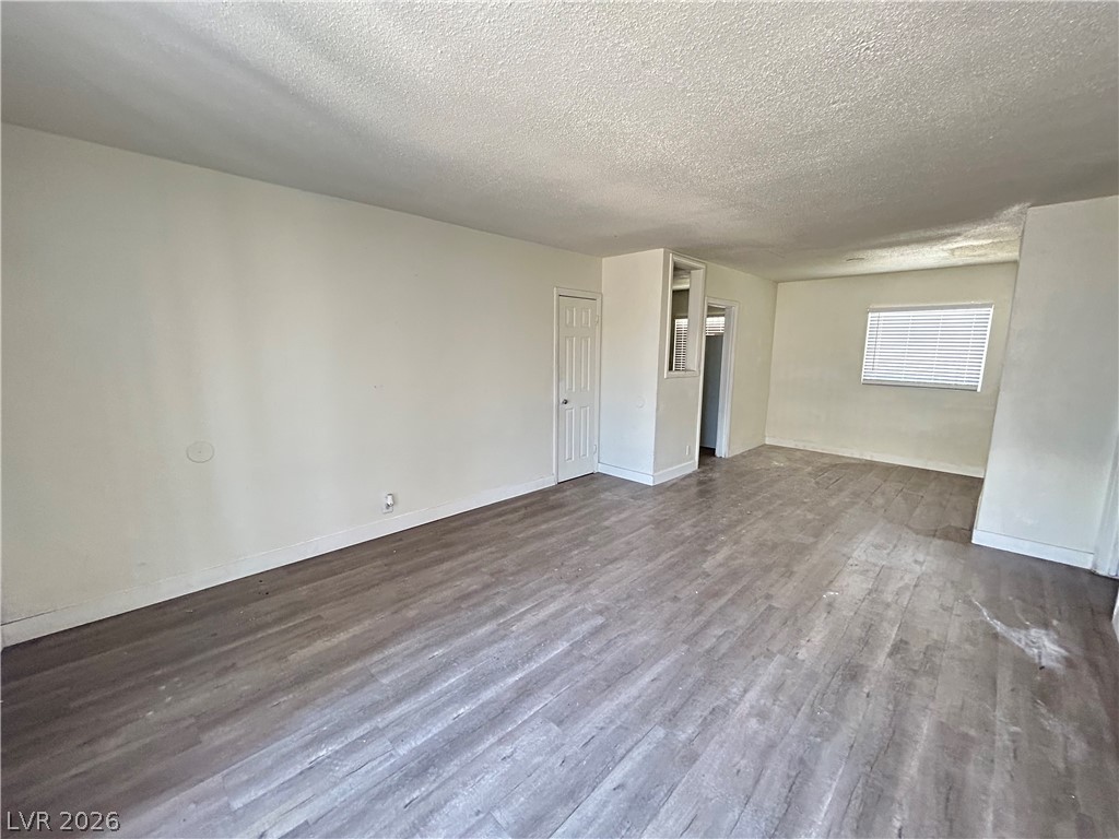 1711 Santa Paula Drive A Property Photo 3
