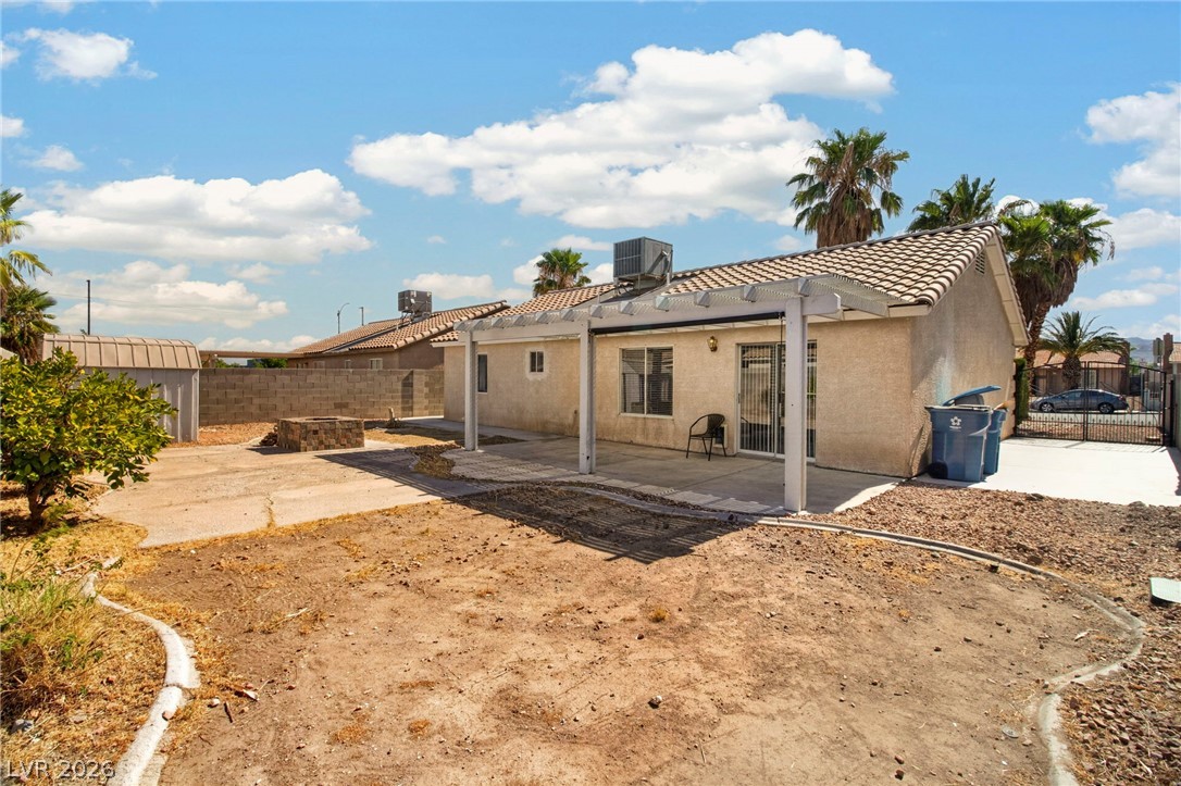 381 Papaya Place Property Photo 7