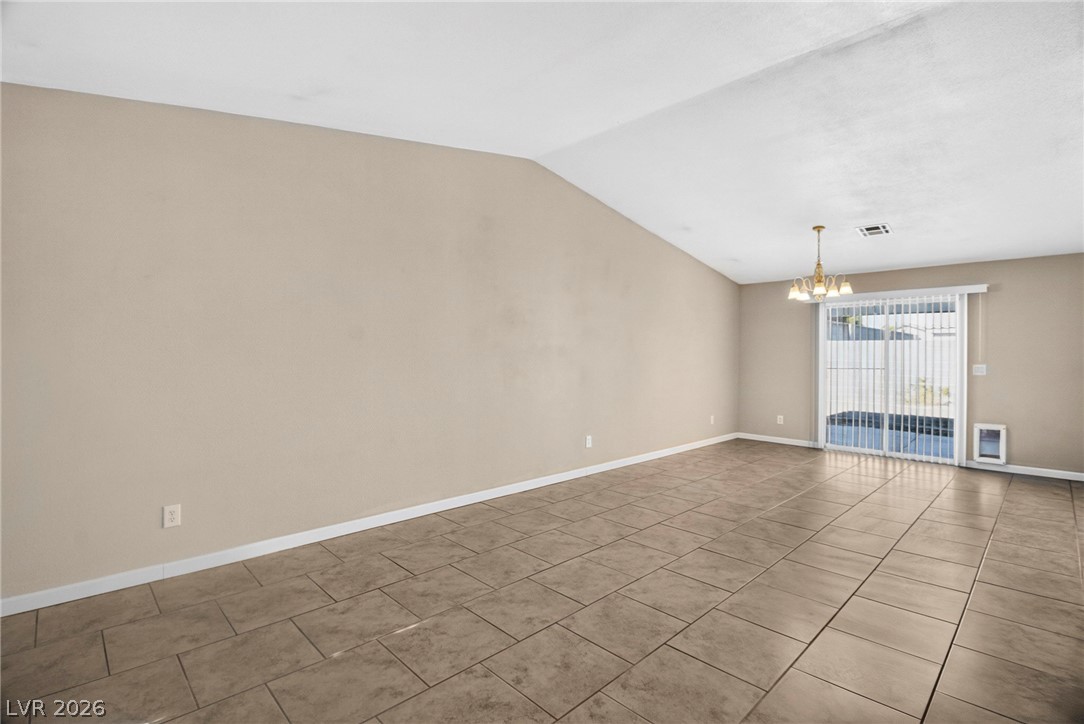 381 Papaya Place Property Photo 11