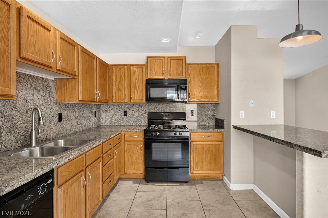 381 Papaya Place Property Photo 15