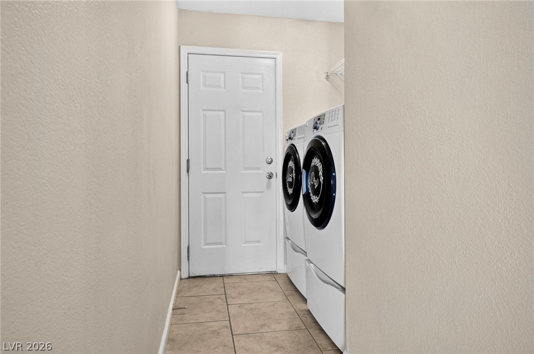 381 Papaya Place Property Photo 21